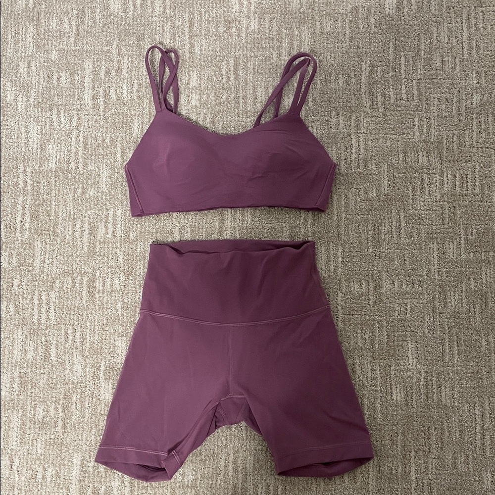 lululemon athletica like a cloud bra and bike shorts set